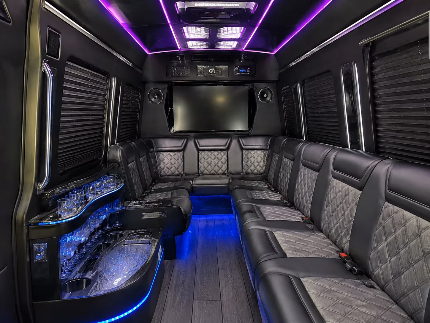 bus rental options for manhattan trips