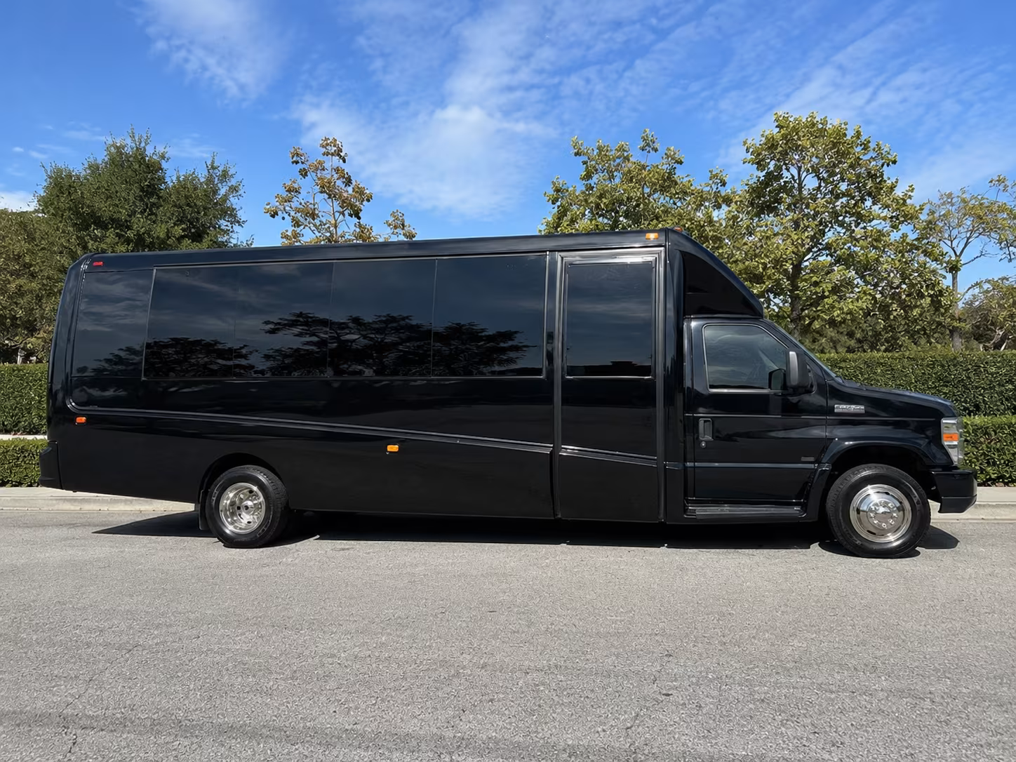 charter buses to madison square garden and penn station area shows