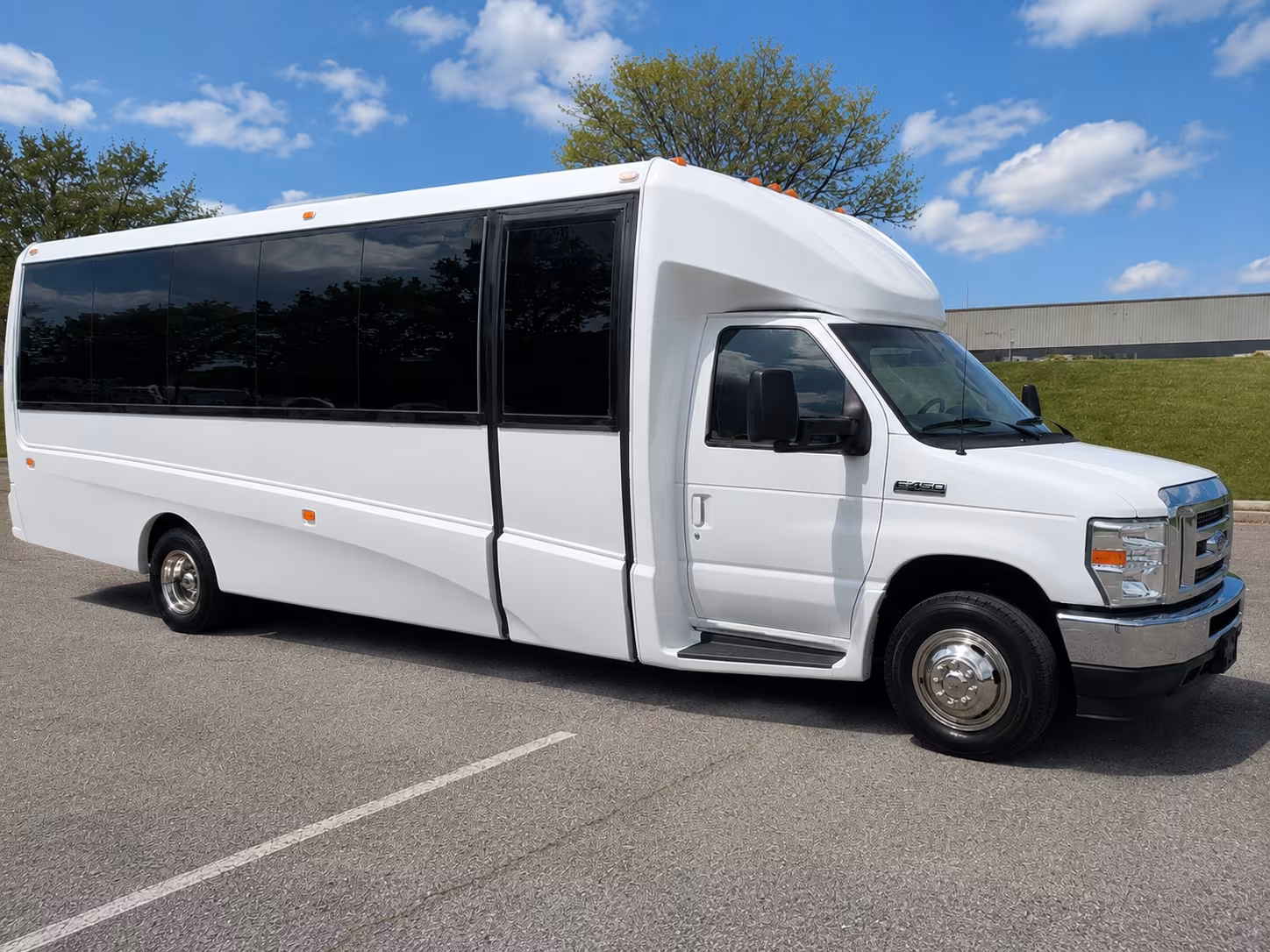 employee shuttle buses for manhattan offices and corporate campuses