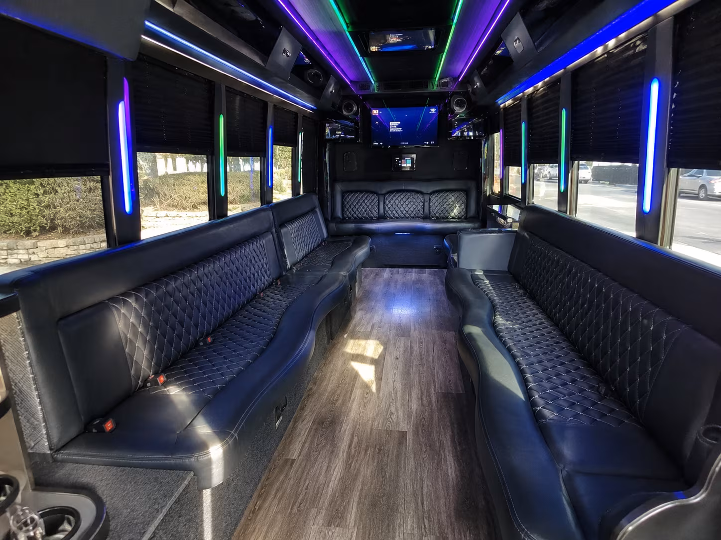 manhattan 15 passenger party bus interior