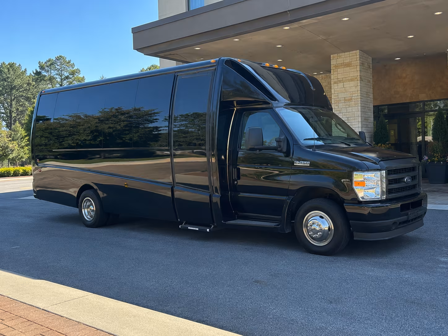 shuttle buses to brooklyn steel kings theatre and outer borough venues